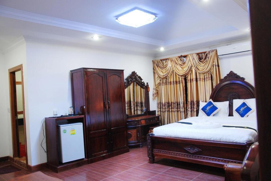 Emerald Bb Battambang Hotel Zewnętrze zdjęcie
