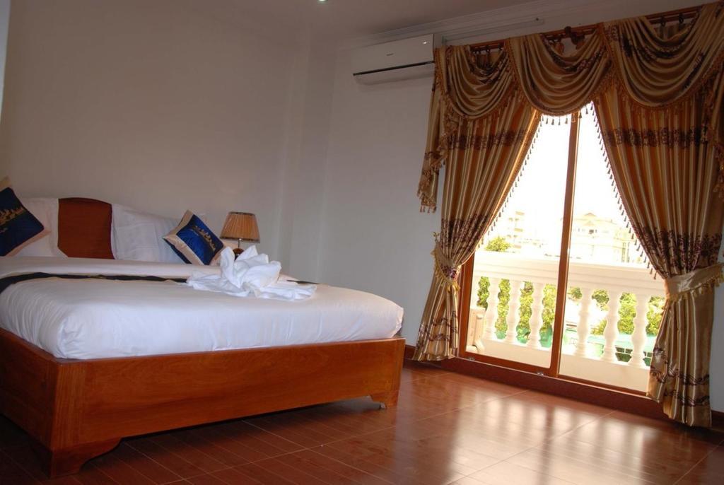 Emerald Bb Battambang Hotel Zewnętrze zdjęcie
